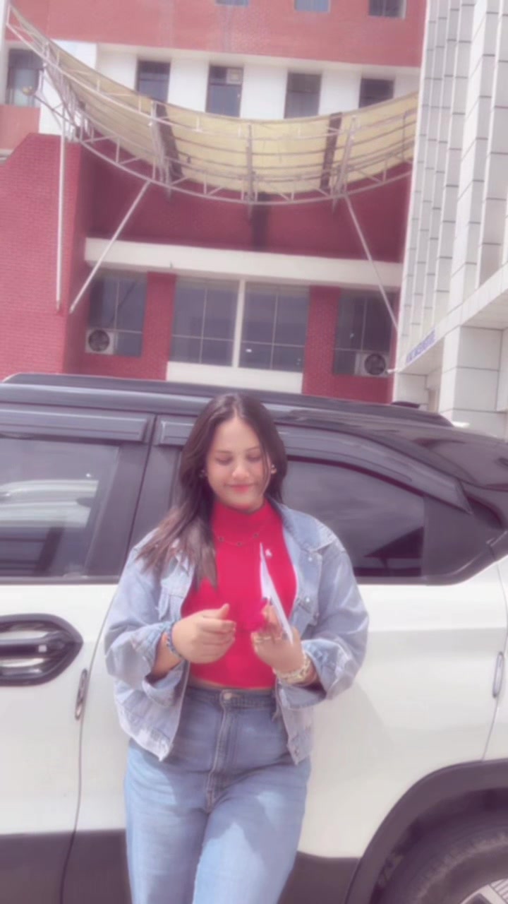 @TANNU 👩&zwj;💻🌸