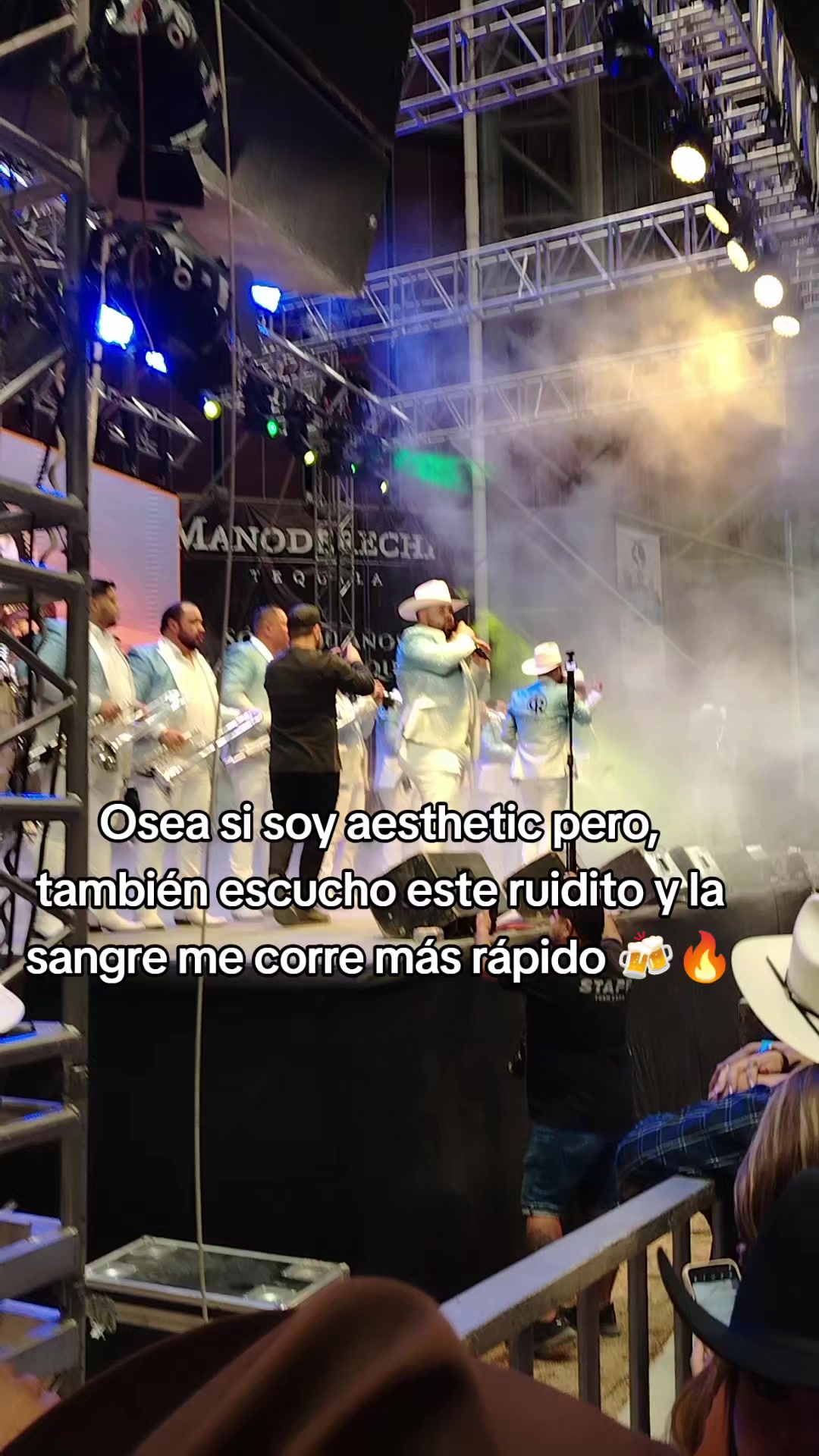 @Nadia Isabel Flores