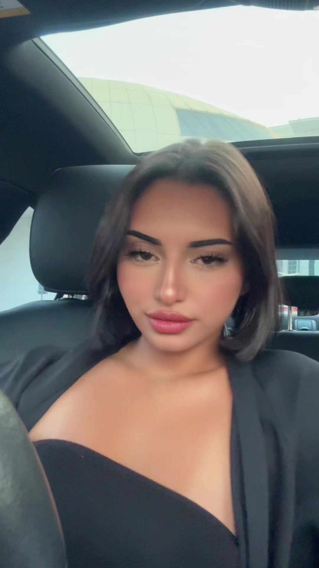 @Mel 🤍