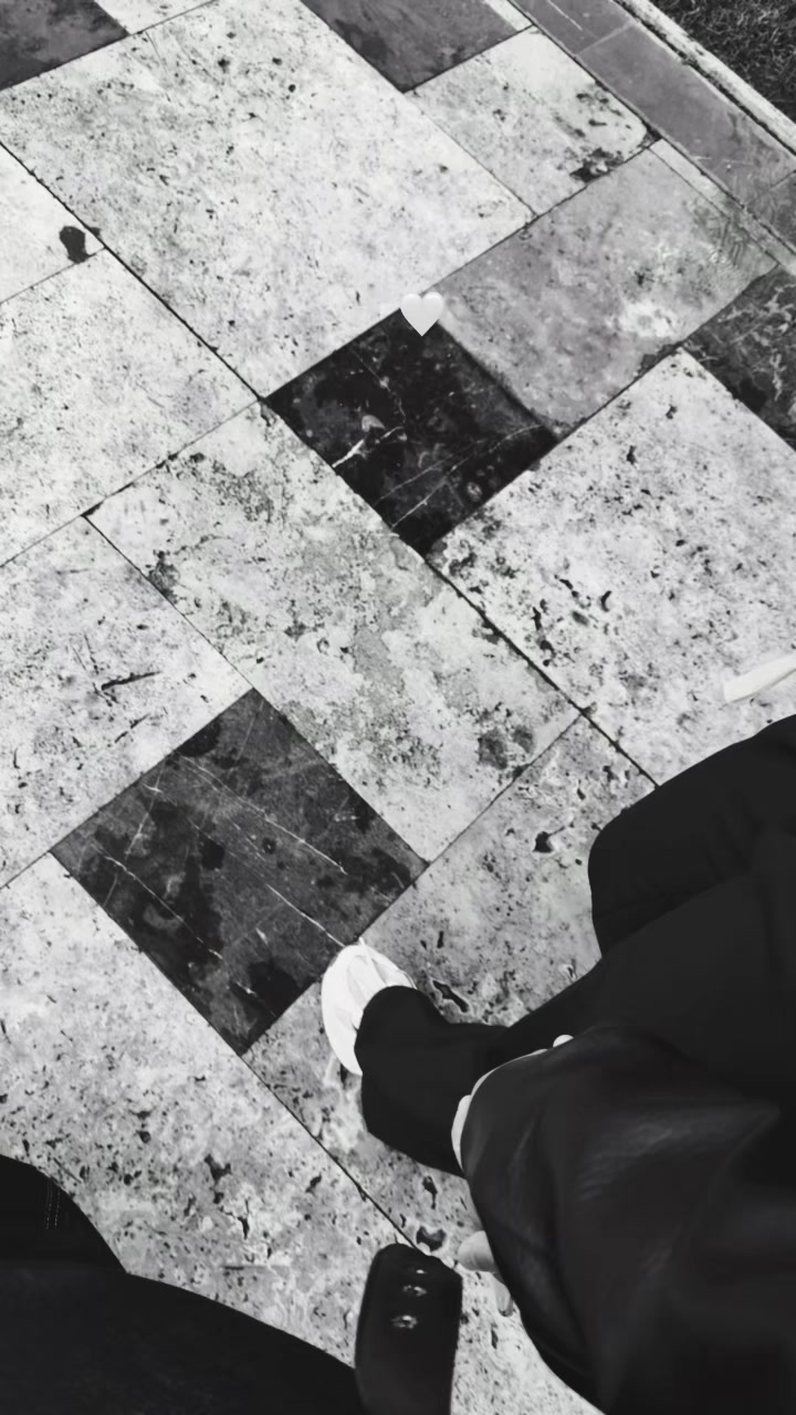 @🤍