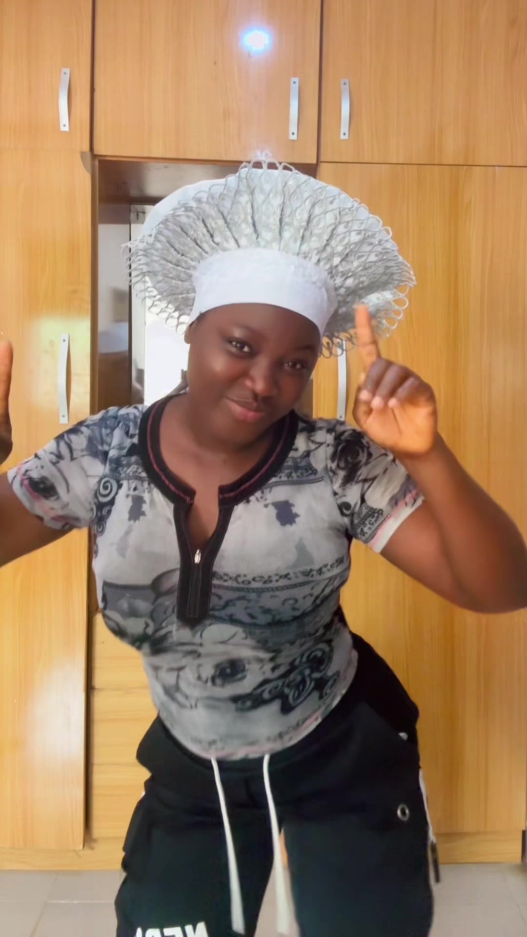@Lizzy