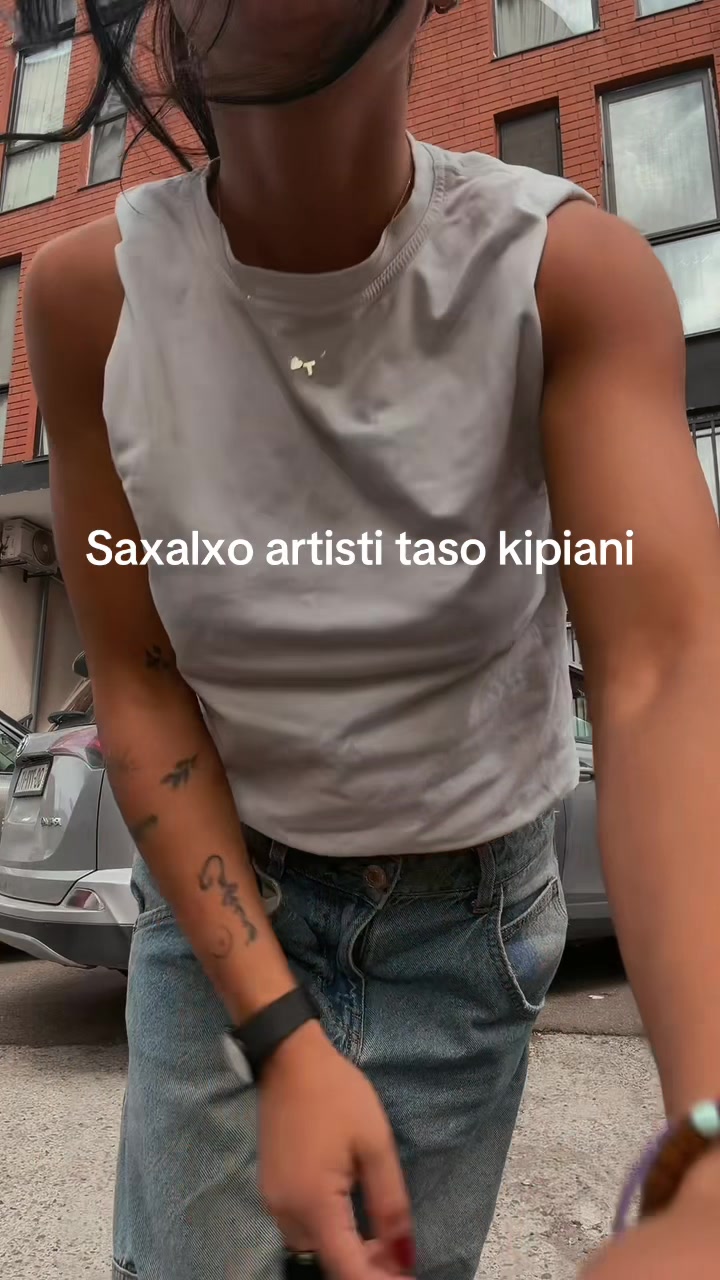 @Tsss