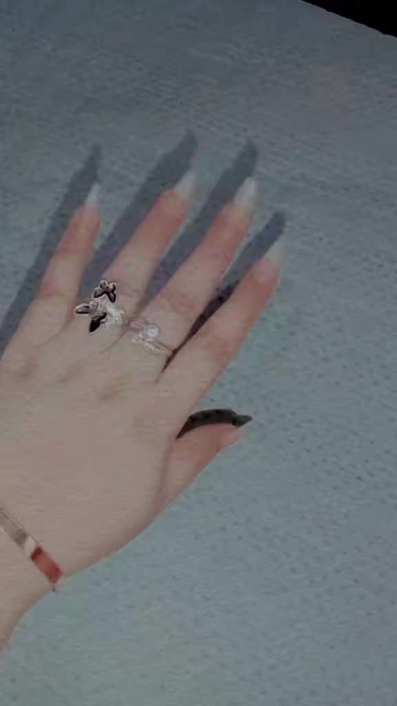@𝚂𝚝𝚢𝚕𝚒𝚜𝚑  𝚐𝚒𝚛𝚕❤️😎