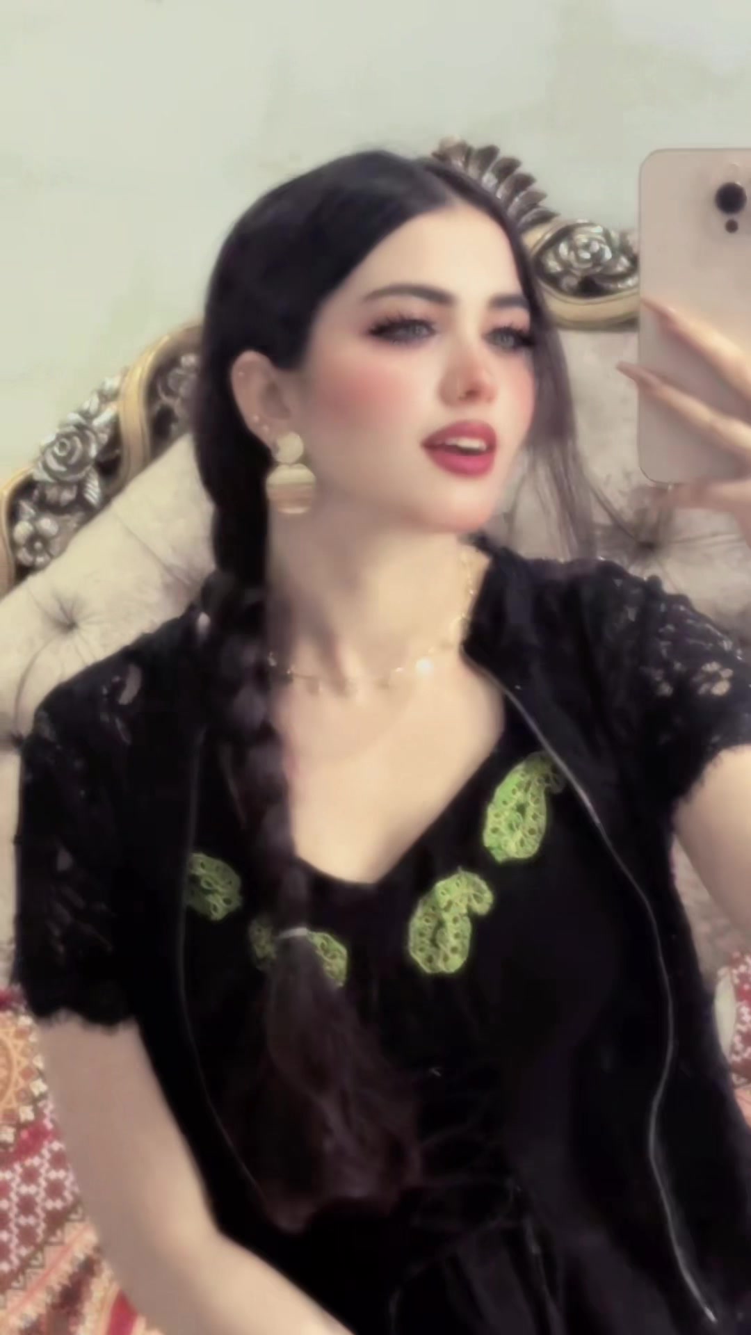@ثناءعباسی