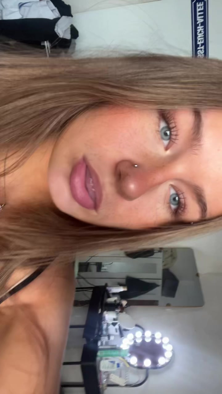 @🚩