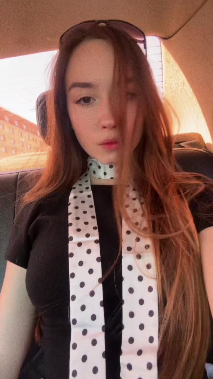 @GODDAMNSWAGGIRLPOLINA