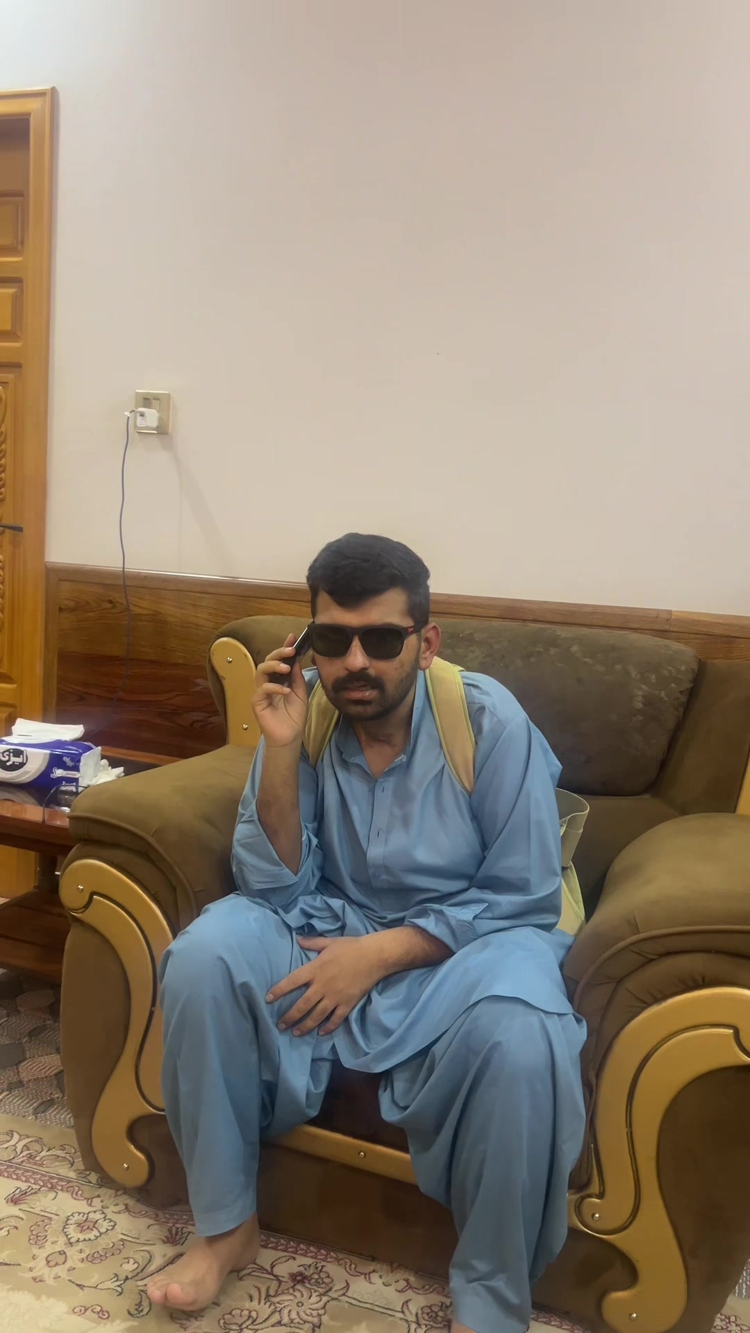 @MOUZAM KHOSA