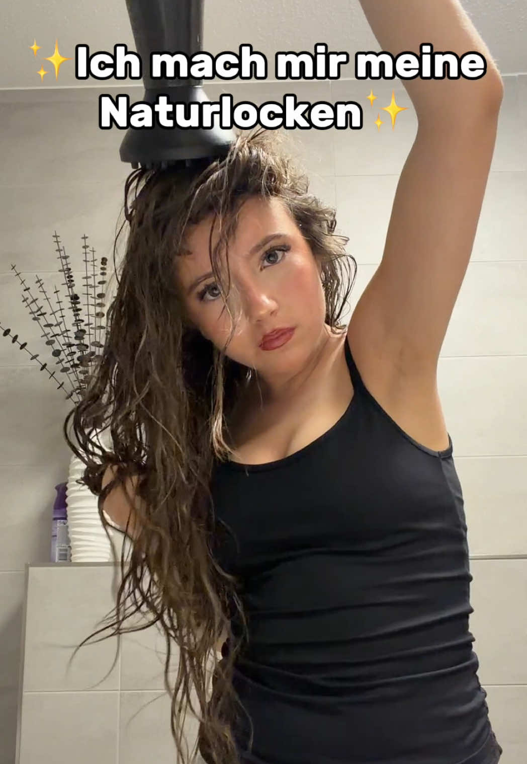 @𝐭𝐨𝐧𝐢