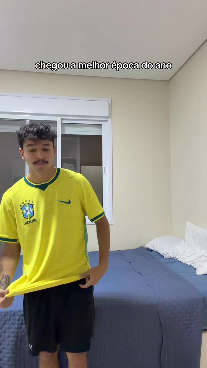 @uailazaro
