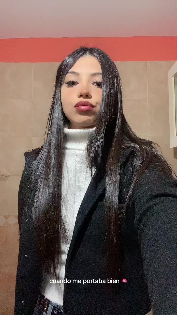 @valeeeeeen🦋