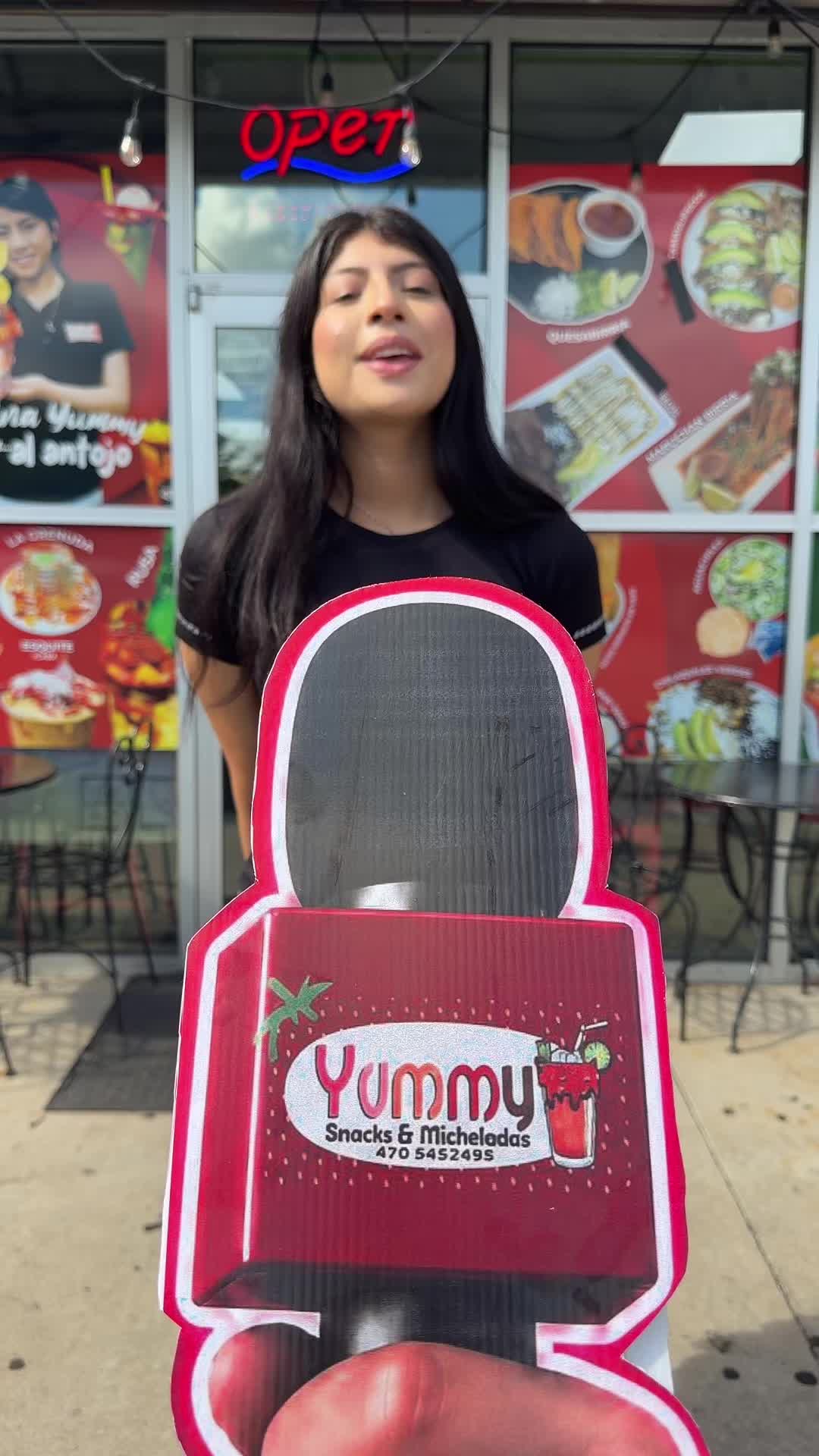 @Yummy snacks y micheladas