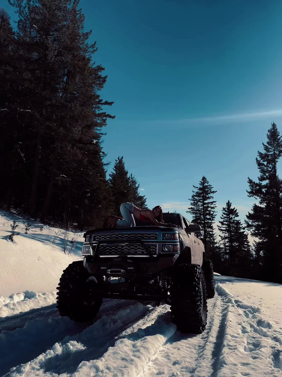 @Shahala_shoots