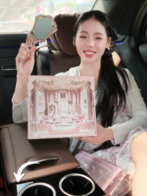@Chị Đẹp Hương Ly