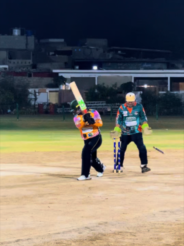@Escribir Cricket Club