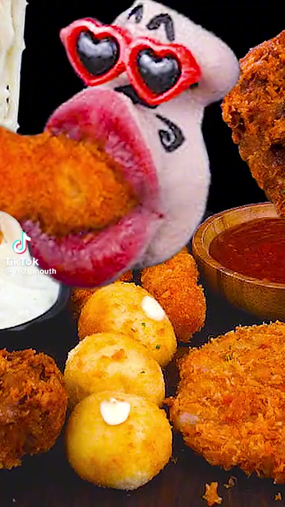 @real mouth asmr mukbang