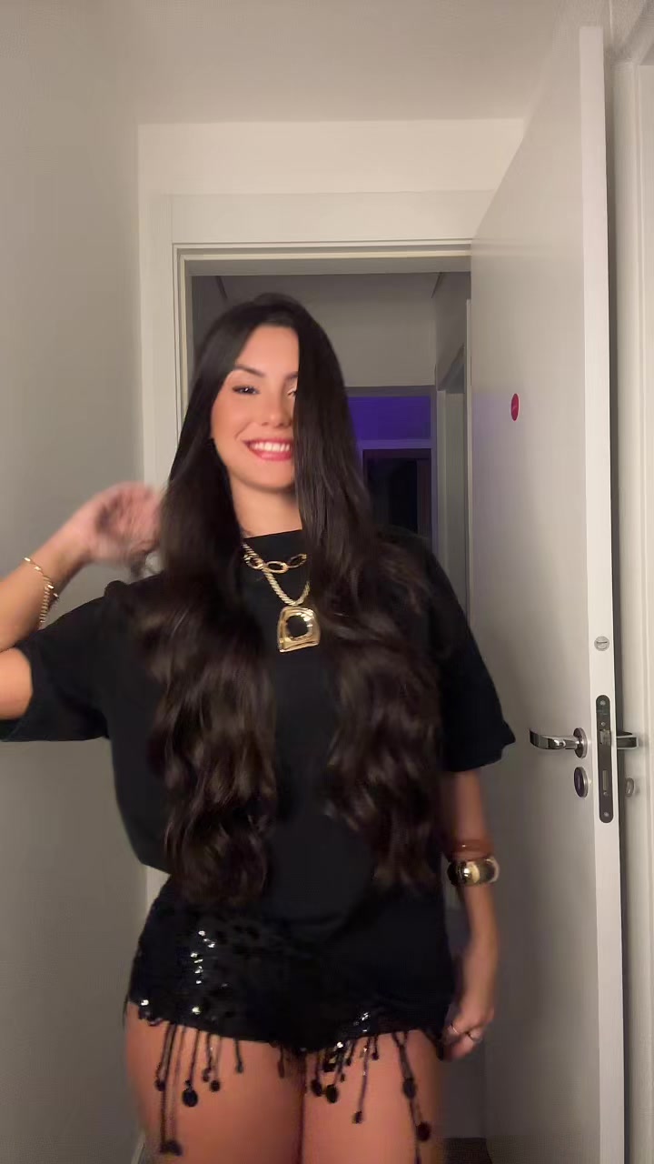 @Lívia Araújo