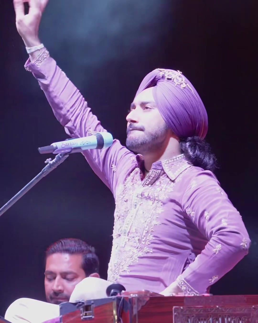 @Satinder Sartaaj
