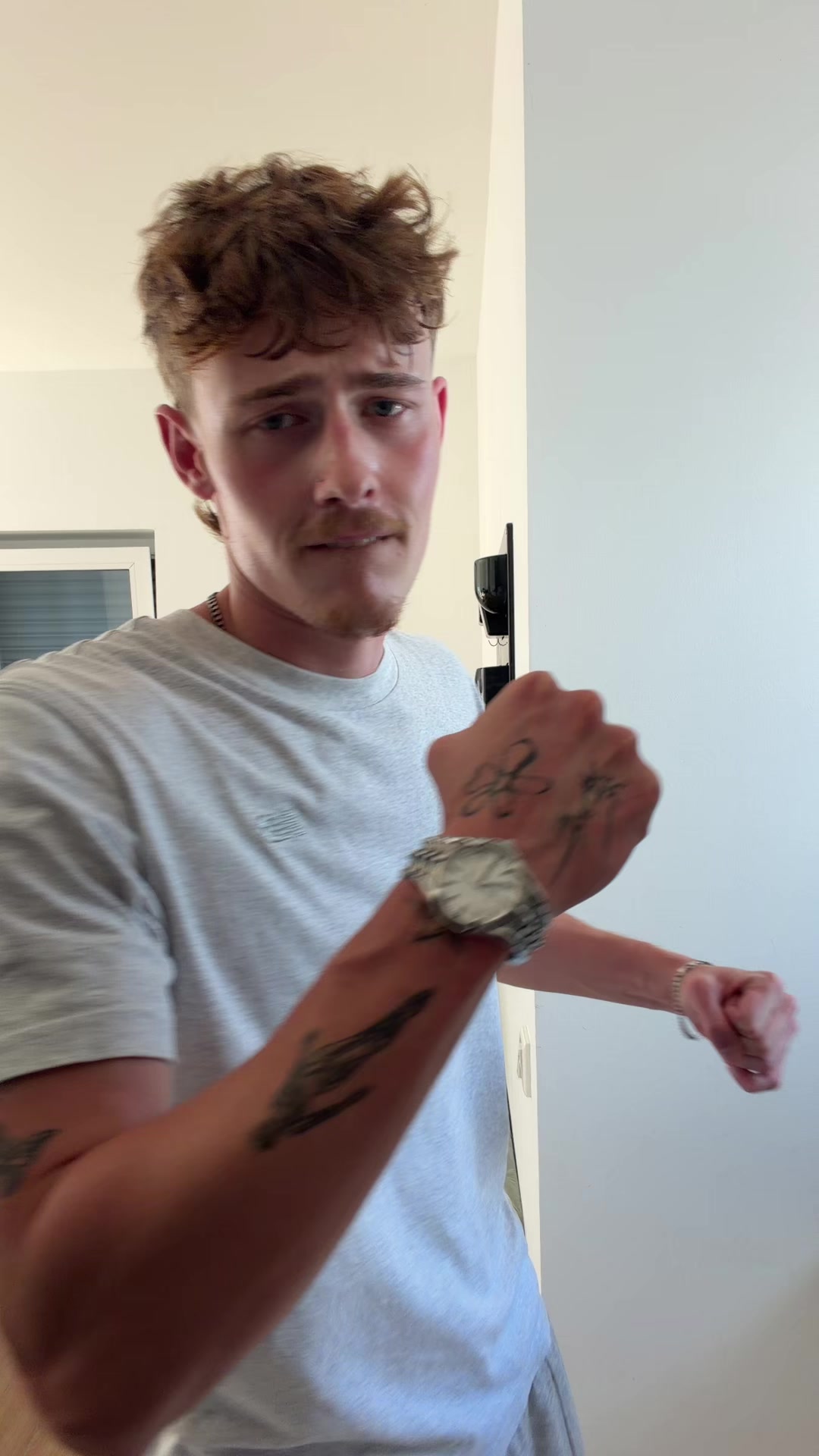 @louraintt