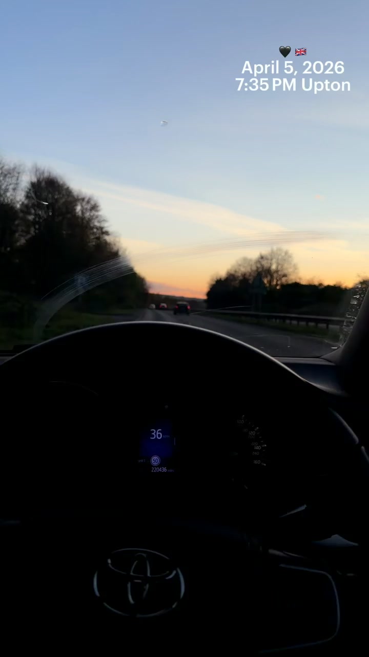 @NaVed_🇬🇧🇵🇰