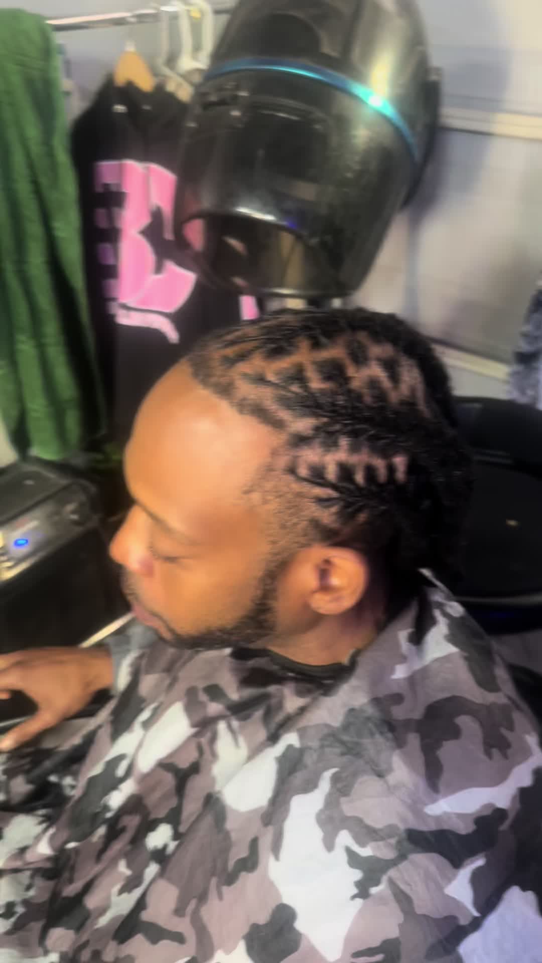 @1KayUno