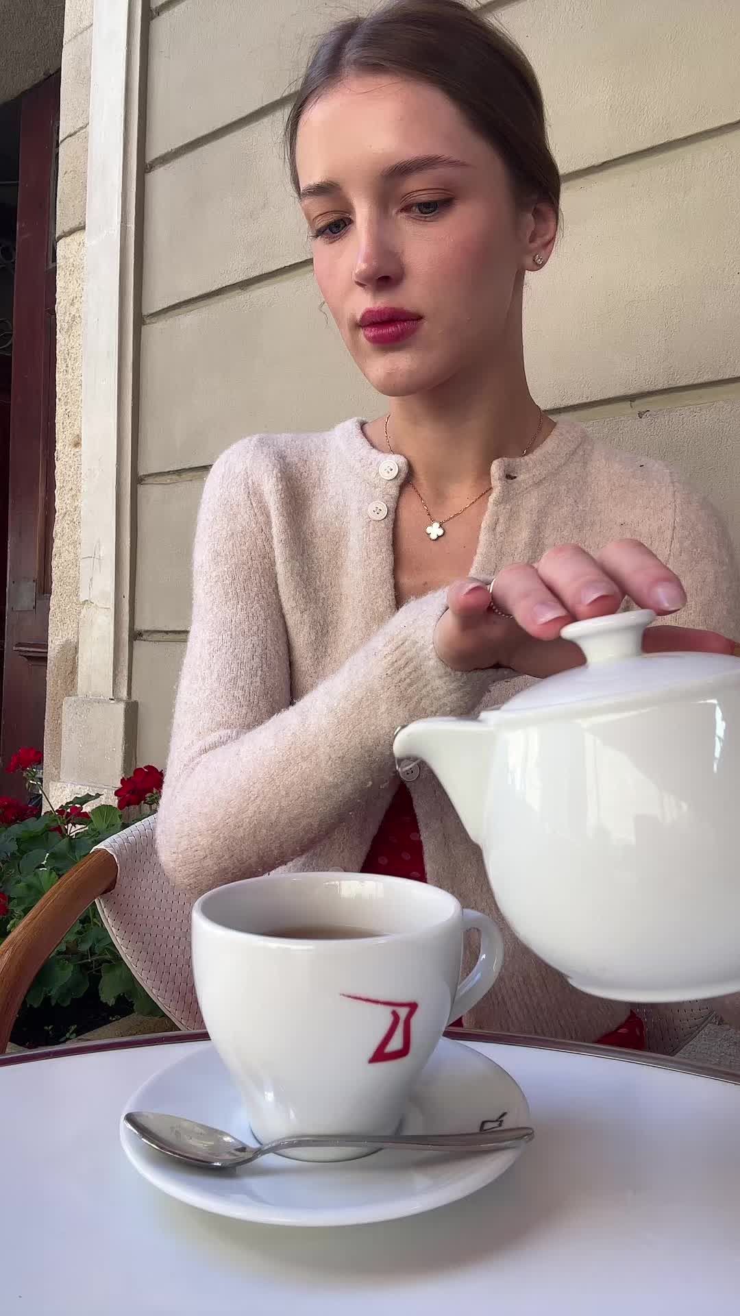 @westsofia777