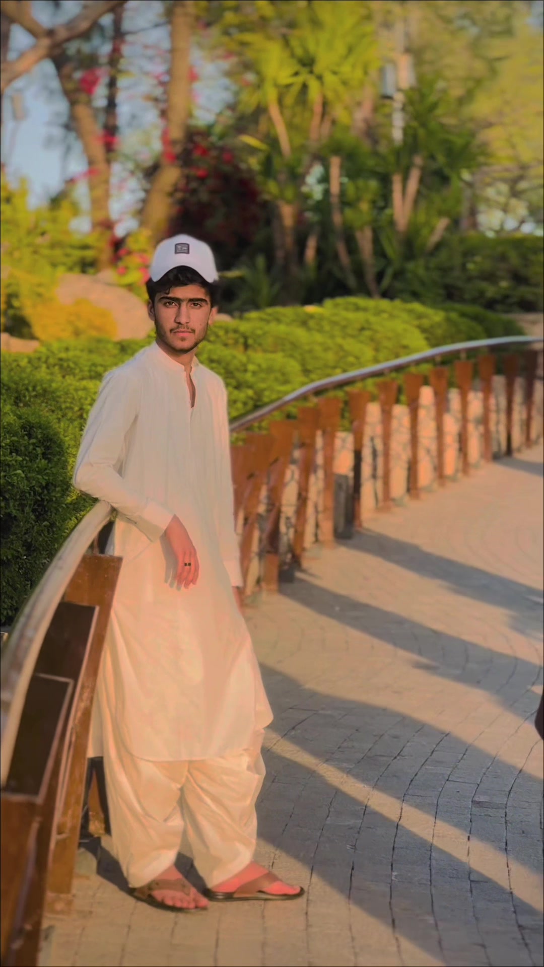 @SHABEER✨