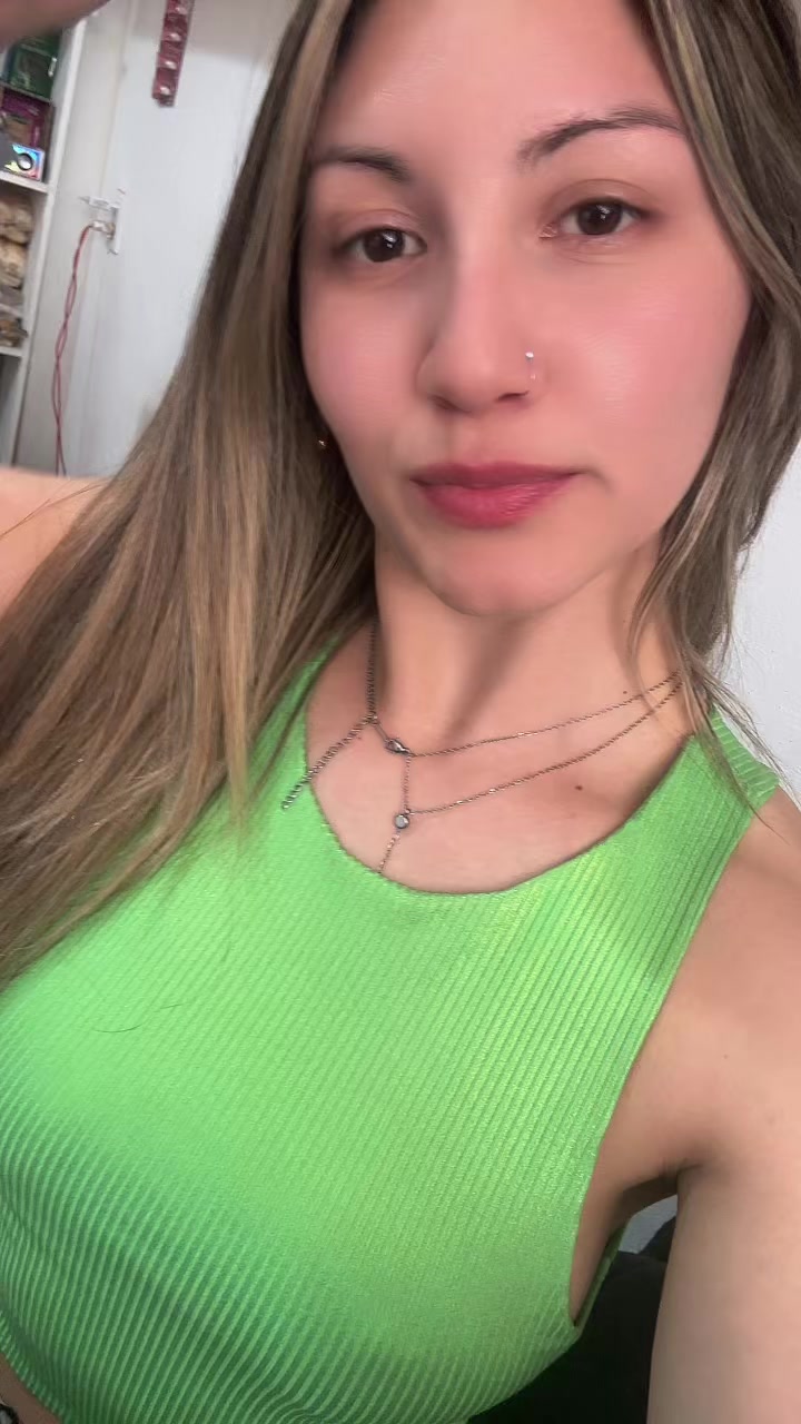 @ANI🍑🍒🫦