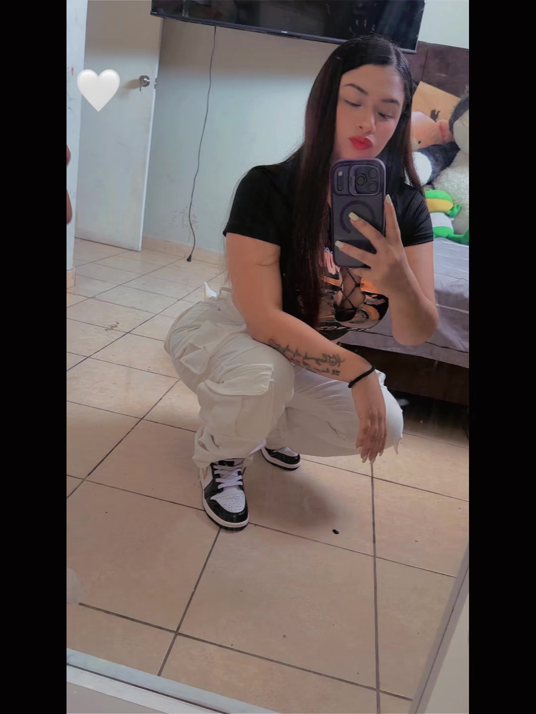 @alissonotarola