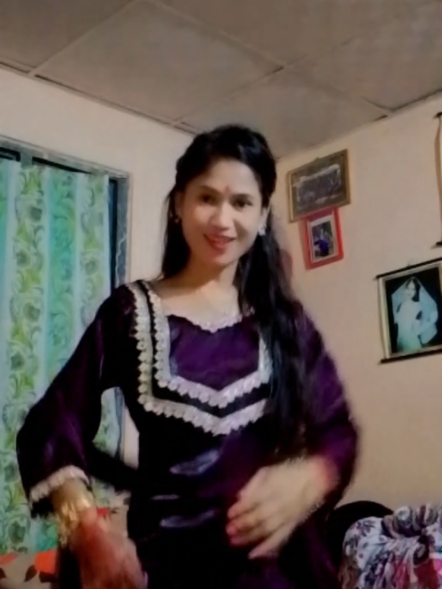 @BhojpuriyaQueen👑
