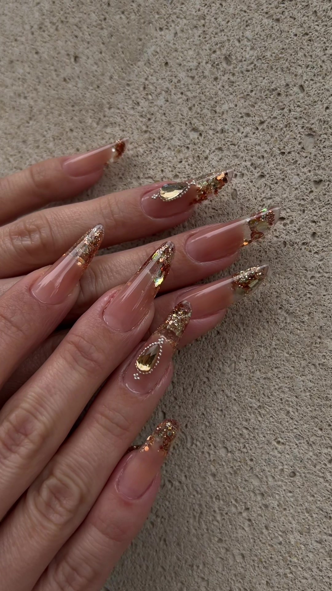 @nailart.rena