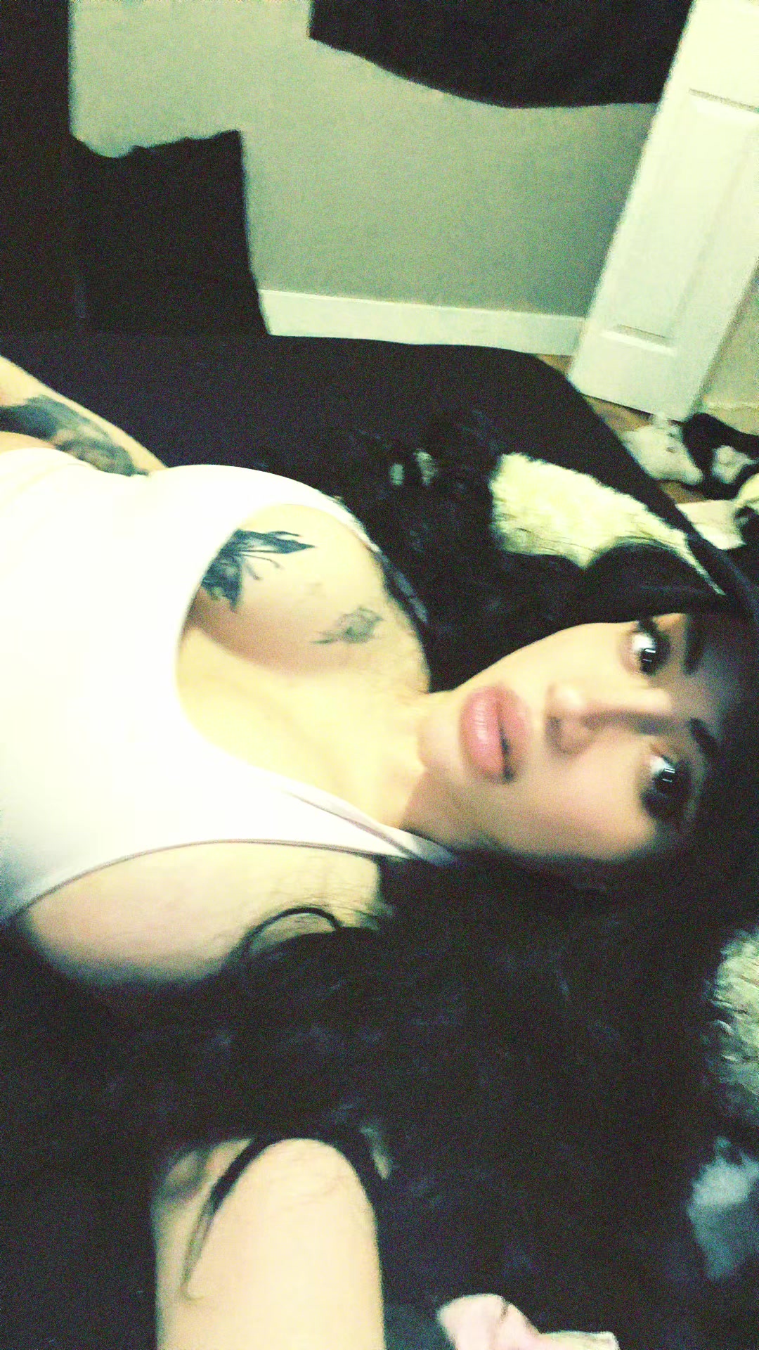 @IG: @chilltinax