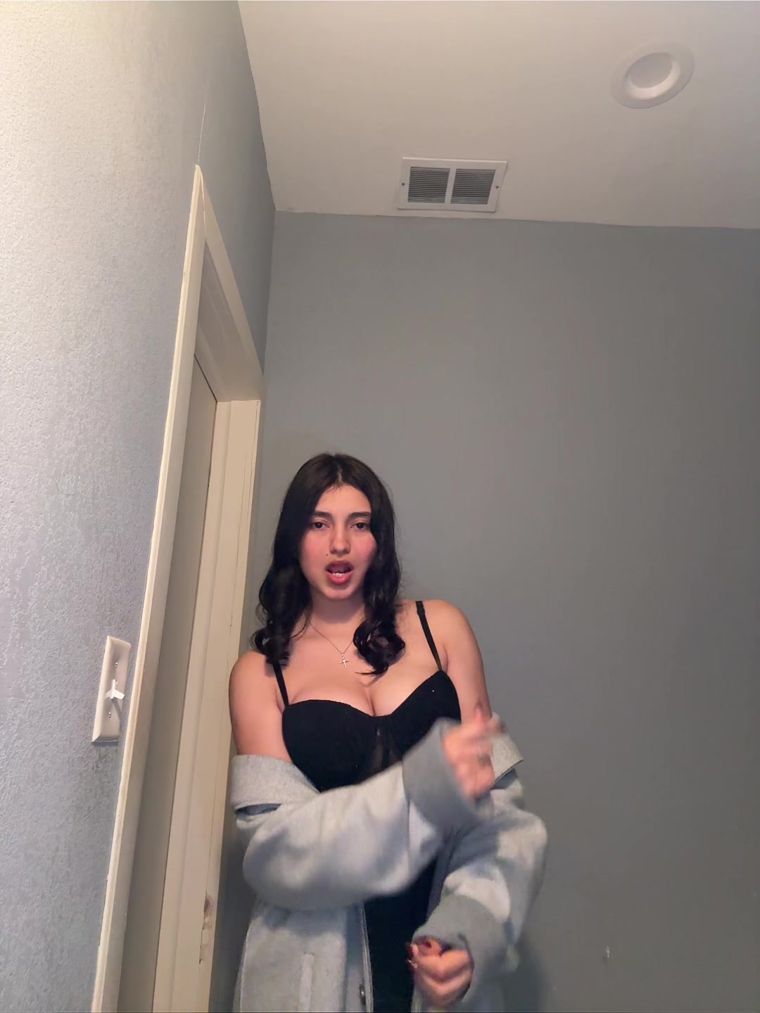 @Nohelia🖤