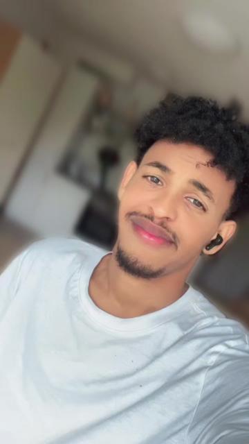 @Emraan🇸🇴🇩🇪
