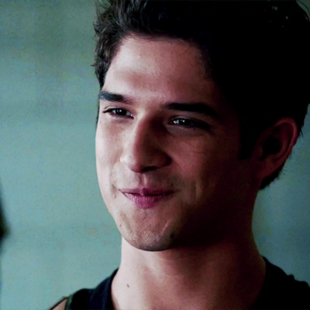 @📚Stilinski_24✨️