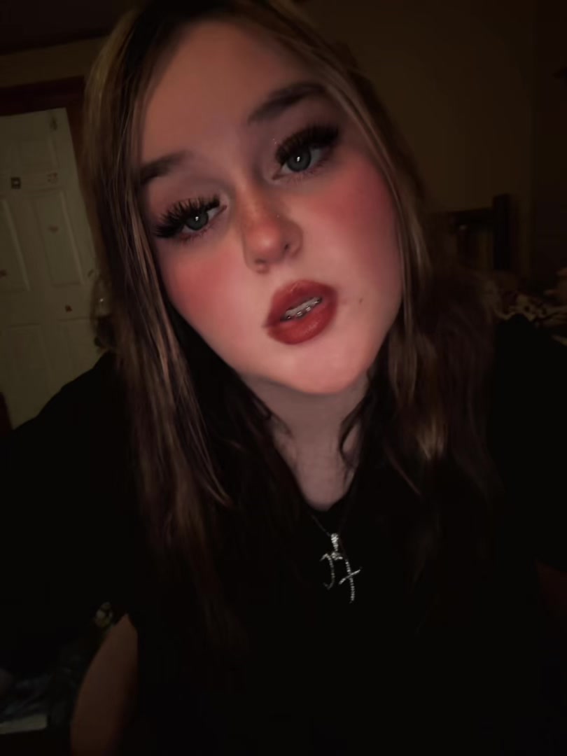 @Miranda ﾒ૦🖤