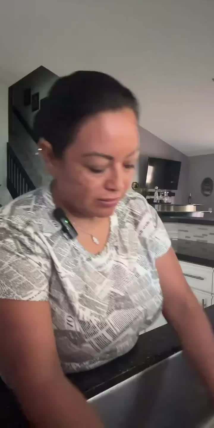 @Lul&uacute;  LIVE 🇲🇽💍🇩🇴