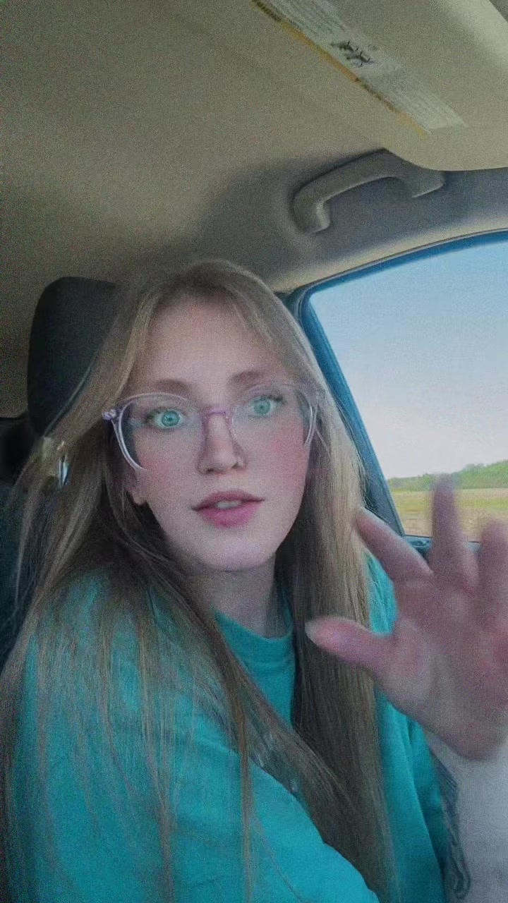 @Kennedi