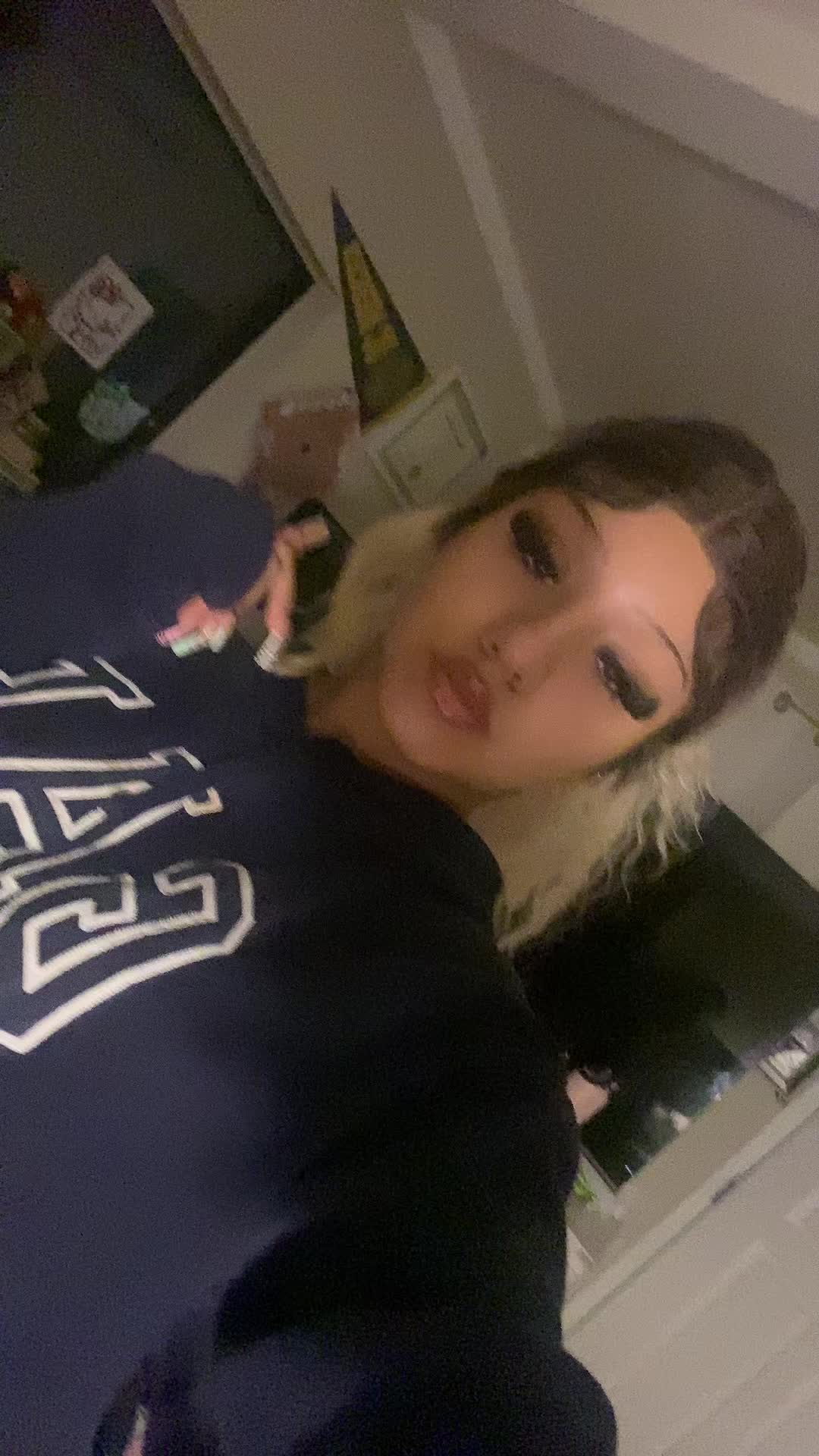 @?