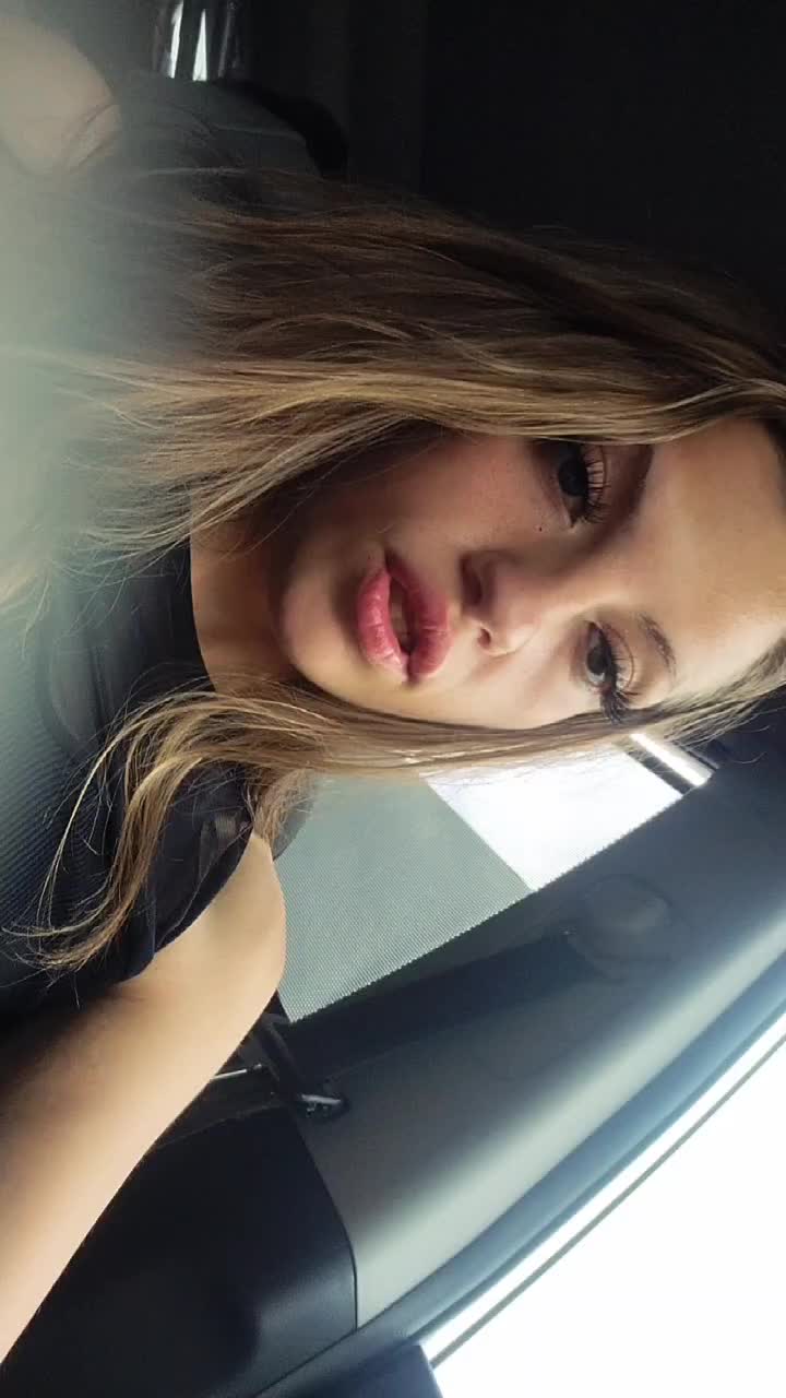 @Bee