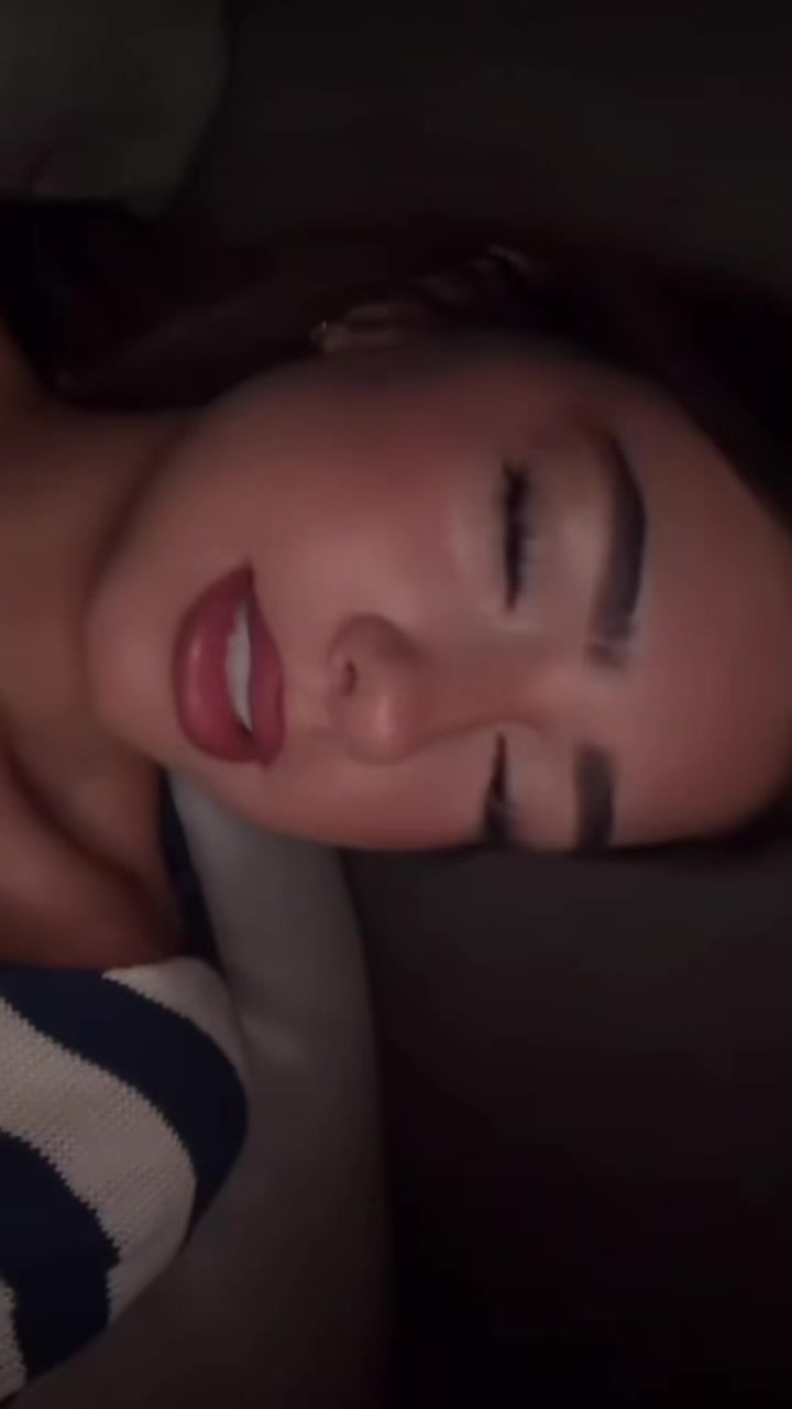 @???