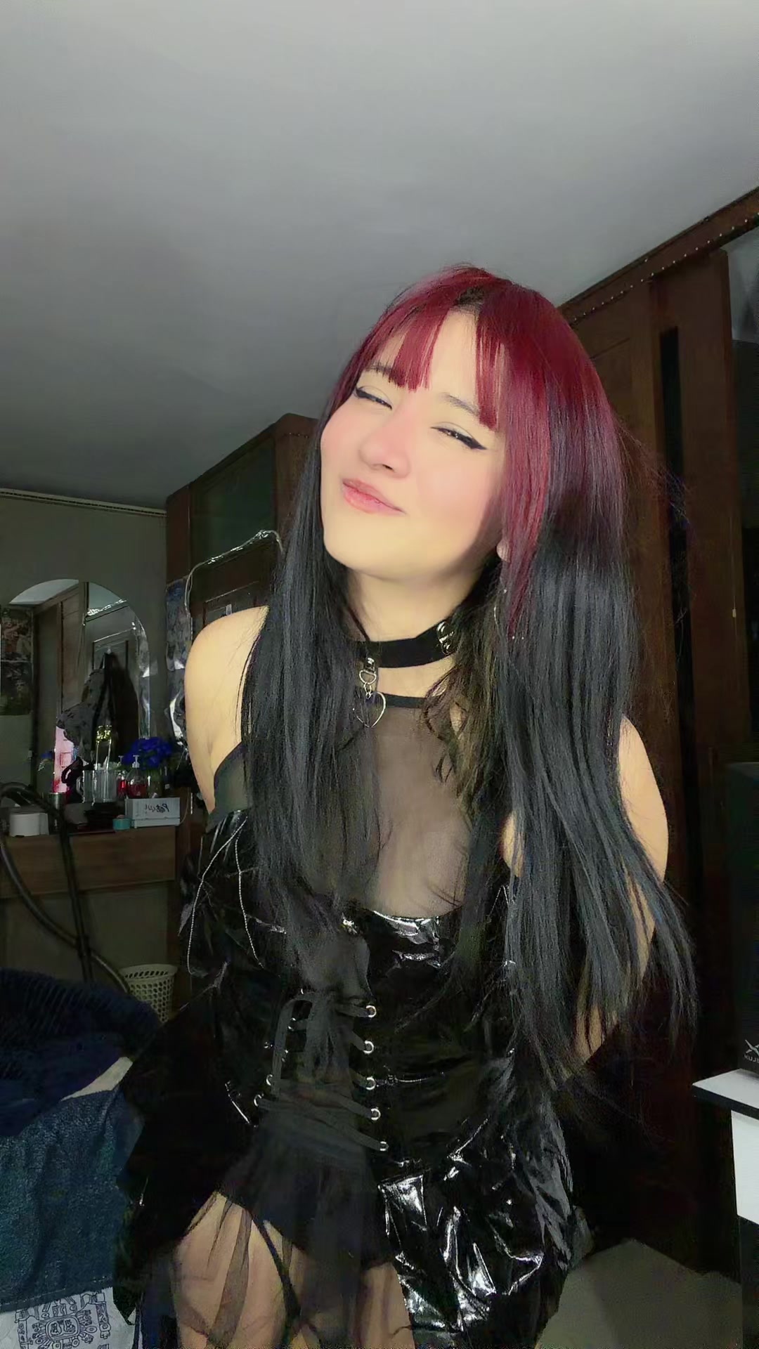 @ARIANA_PAN🙀🇧🇴