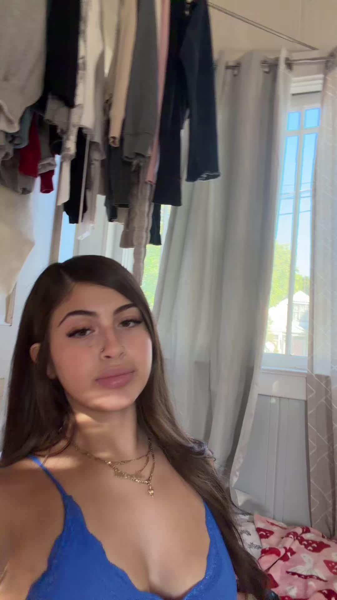 @dolllyyy_