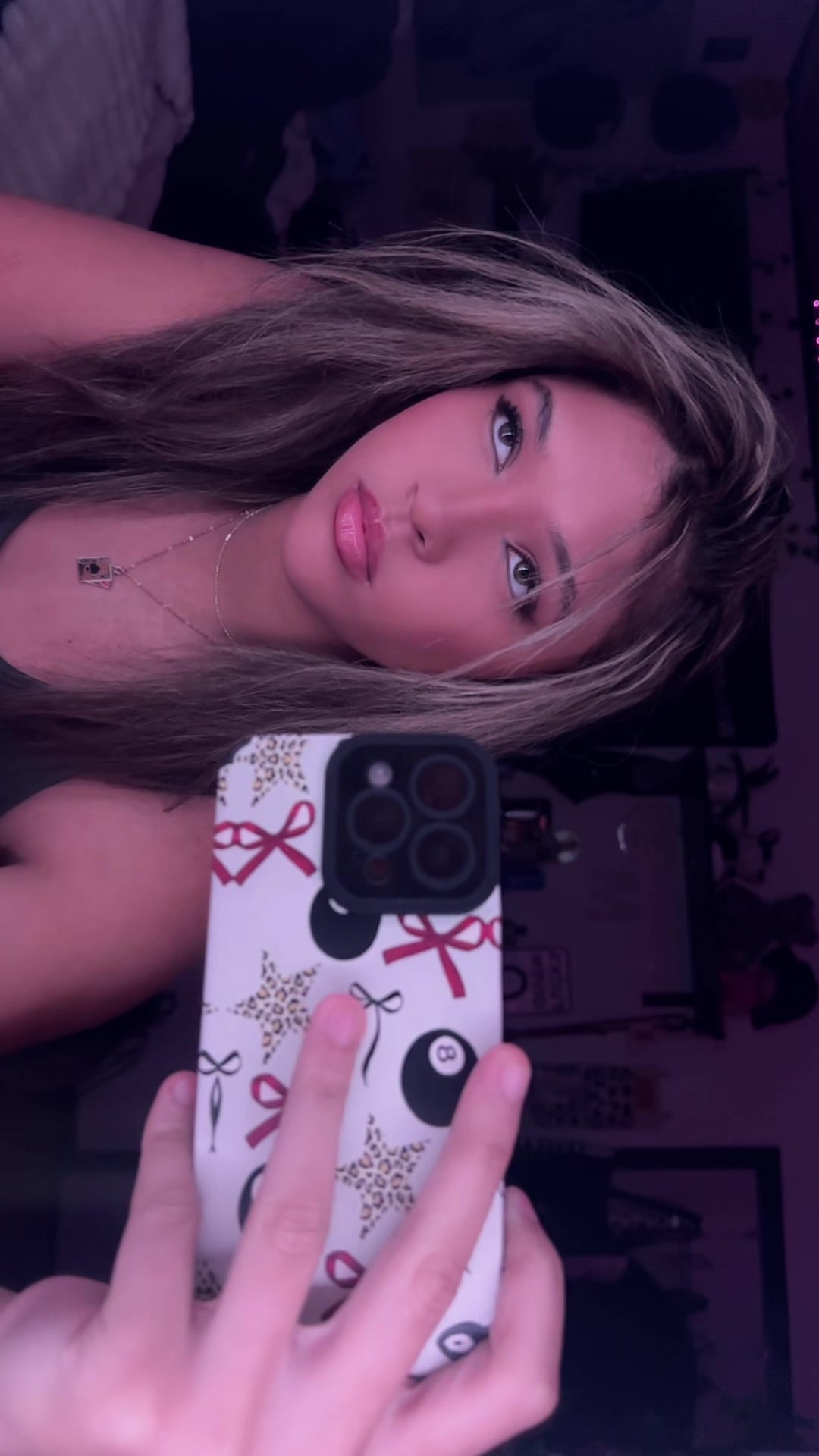 @<3