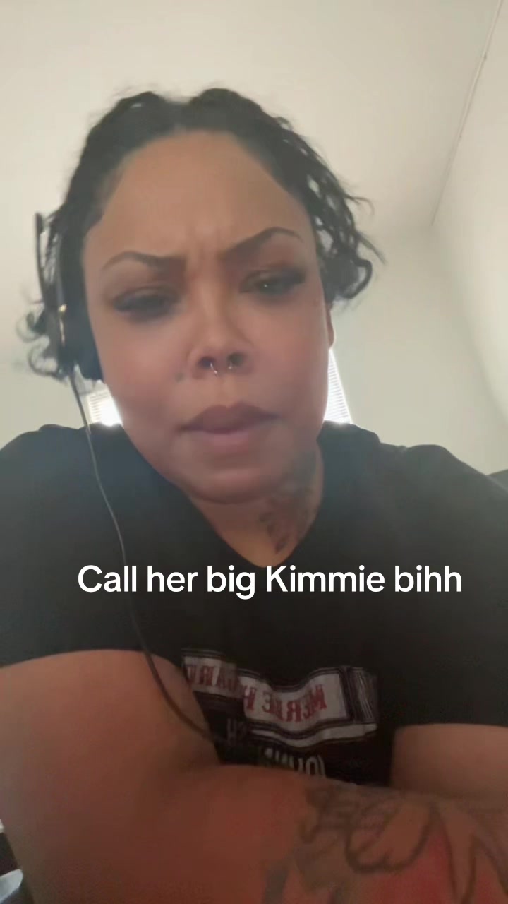 @Britt_ney88