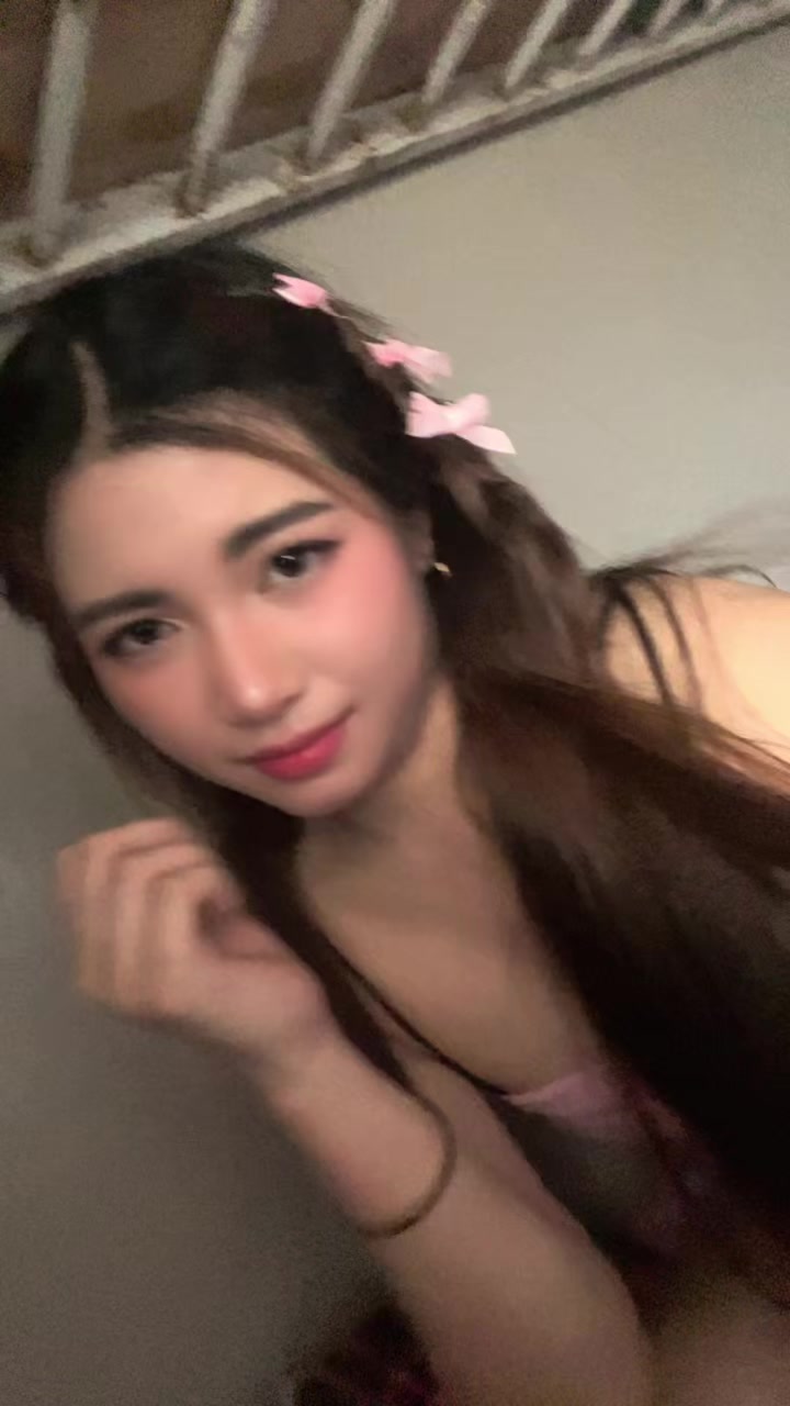 @Strawberryyy🍓