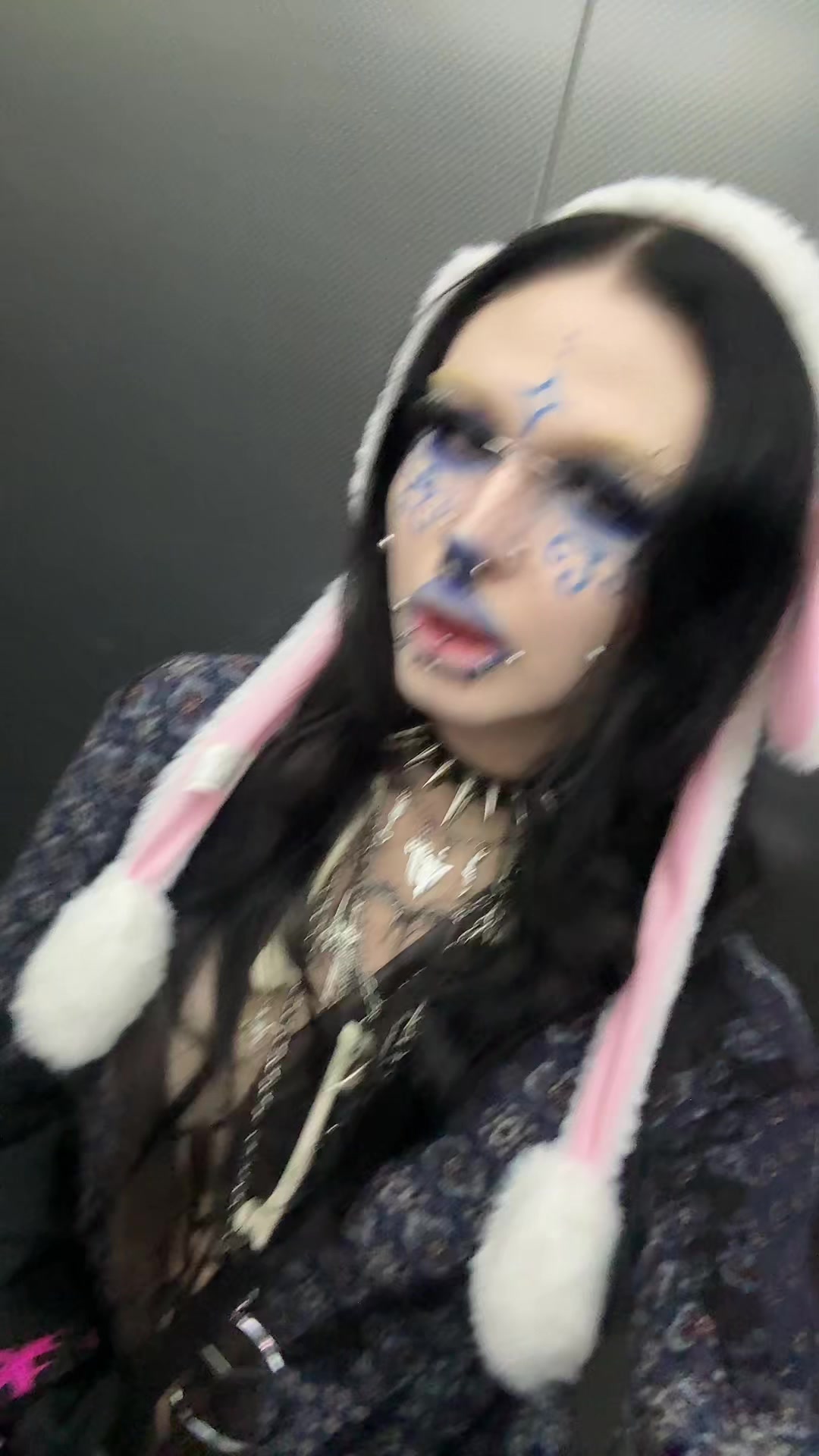@треш