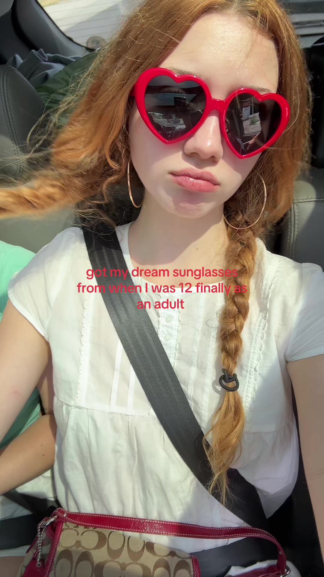 @🐰
