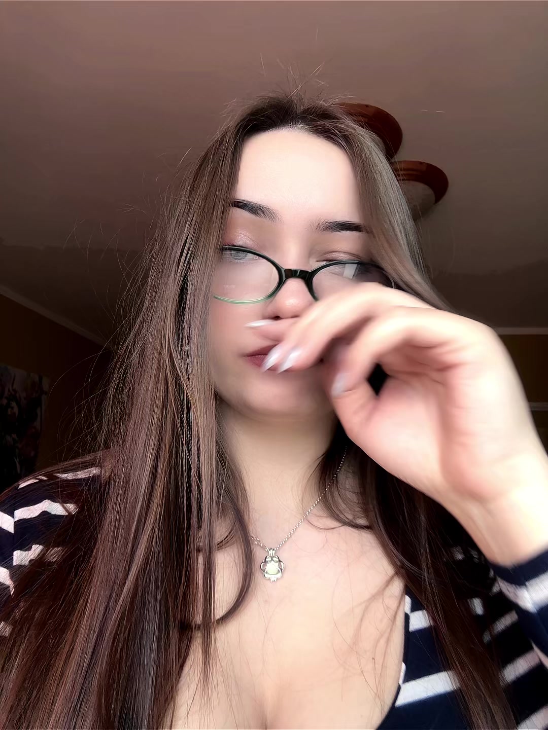 @𝔰𝔥𝔦𝔫🦋