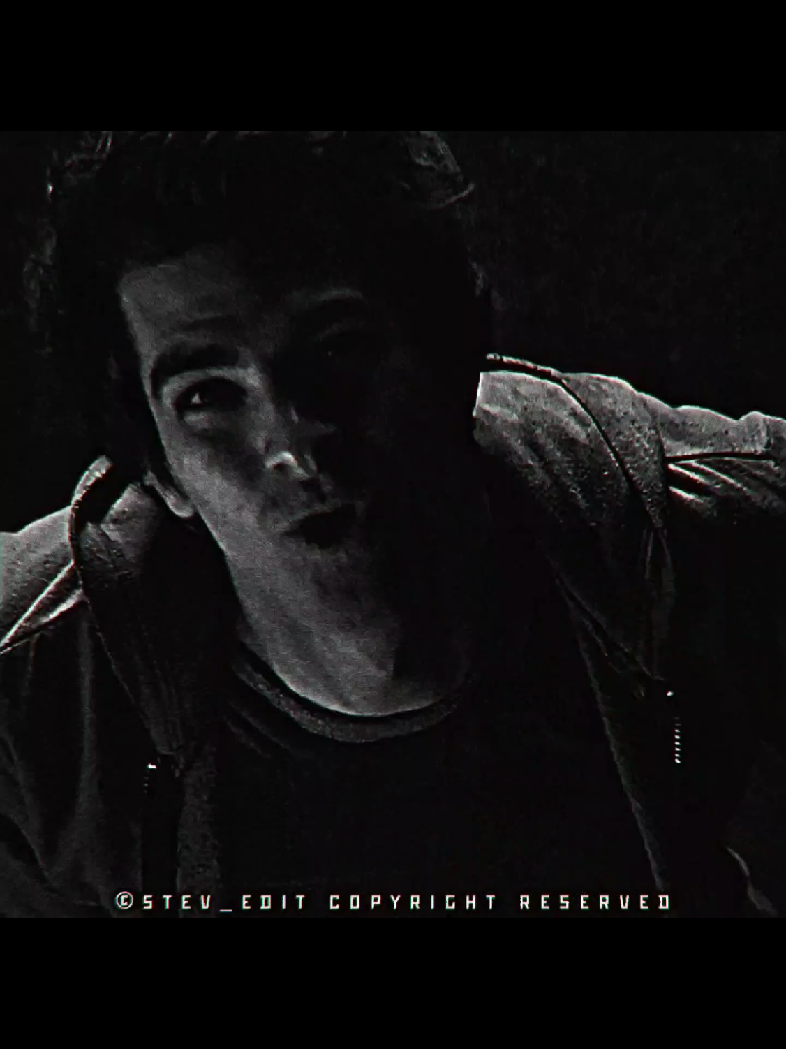 @𝑺𝑻𝑬𝑽_𝑬𝑫𝑰𝑻