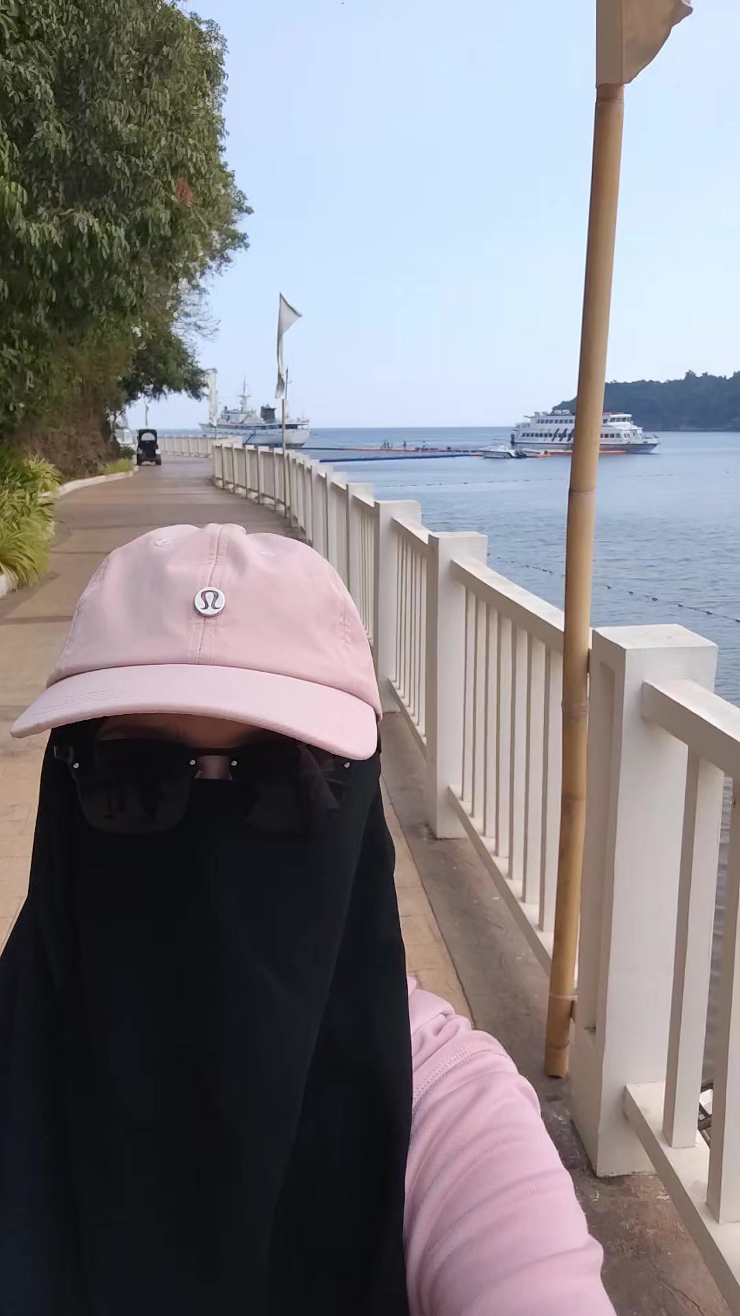 @Bhadz